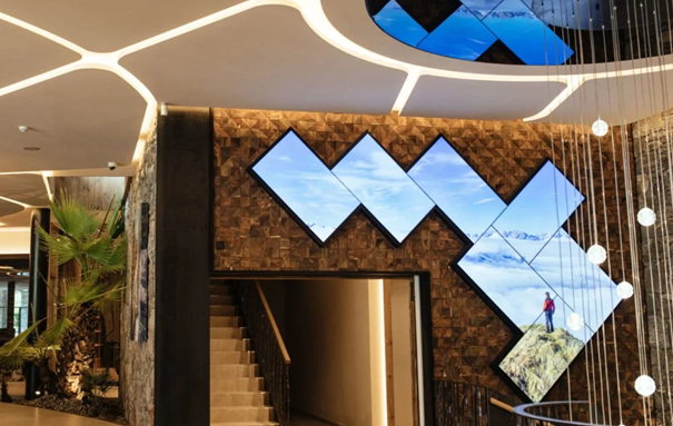 narrowcasting branches